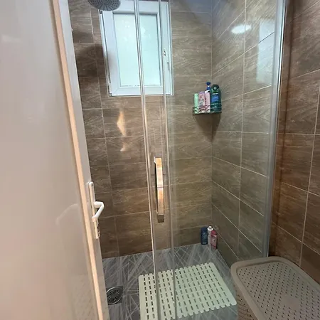 Beli Kamen Vikendica Ferienhaus *